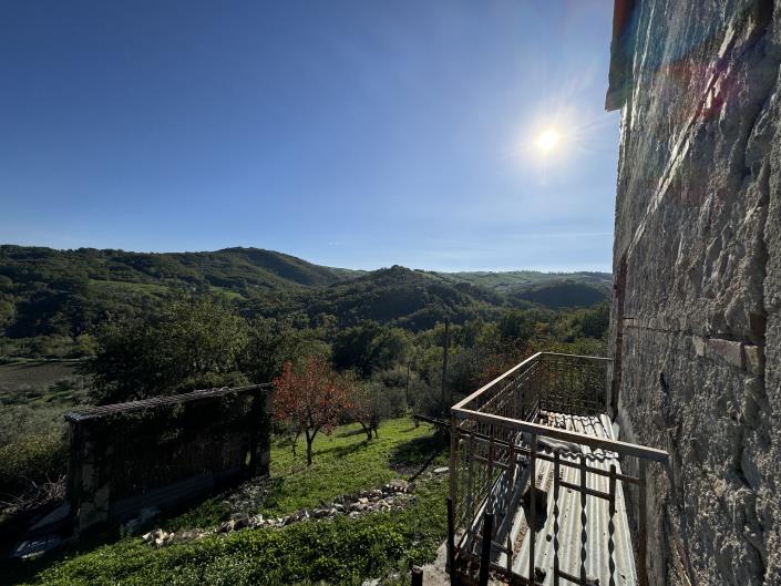 Image No.36-2 Bed House for sale