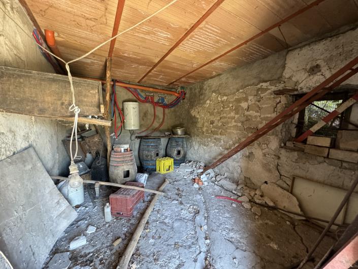 Image No.26-2 Bed House for sale