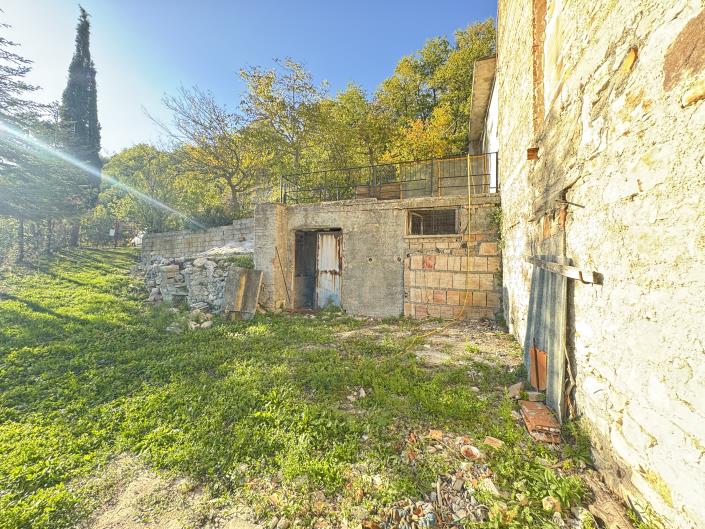 Image No.48-2 Bed House for sale