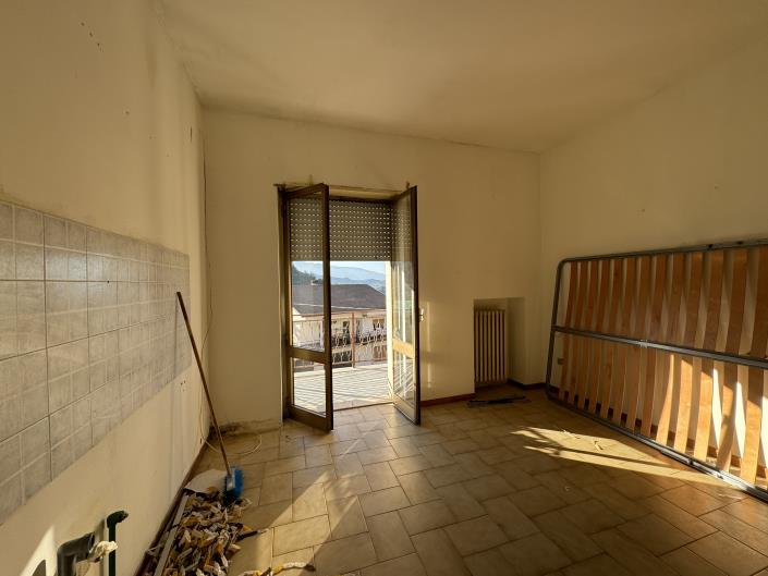 Image No.18-4 Bed Apartment for sale