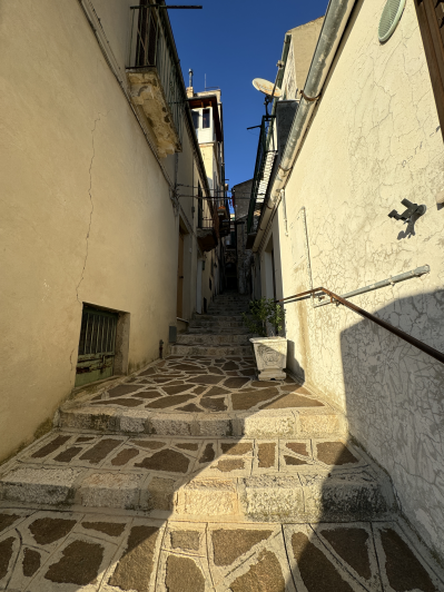 Image No.35-House for sale