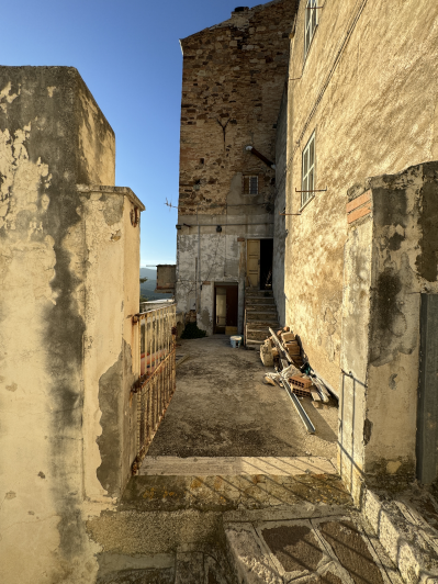 Image No.36-House for sale