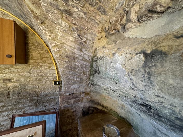 Image No.40-House for sale