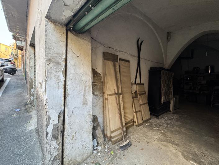 Image No.42-3 Bed House for sale