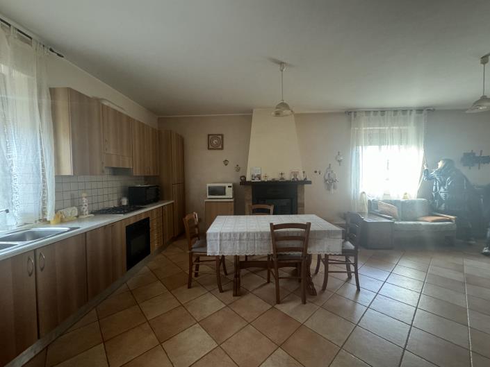 Image No.12-Villa / Détaché de 4 chambres à vendre à Orsogna