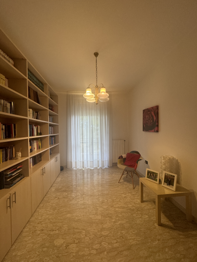 Image No.20-Villa / Détaché de 4 chambres à vendre à Orsogna