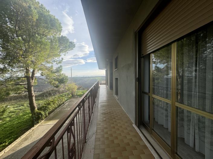 Image No.45-Villa / Détaché de 4 chambres à vendre à Orsogna