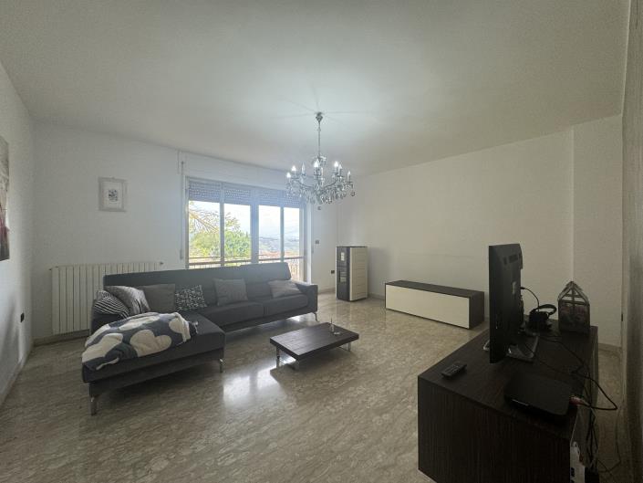 Image No.23-Villa / Détaché de 4 chambres à vendre à Orsogna