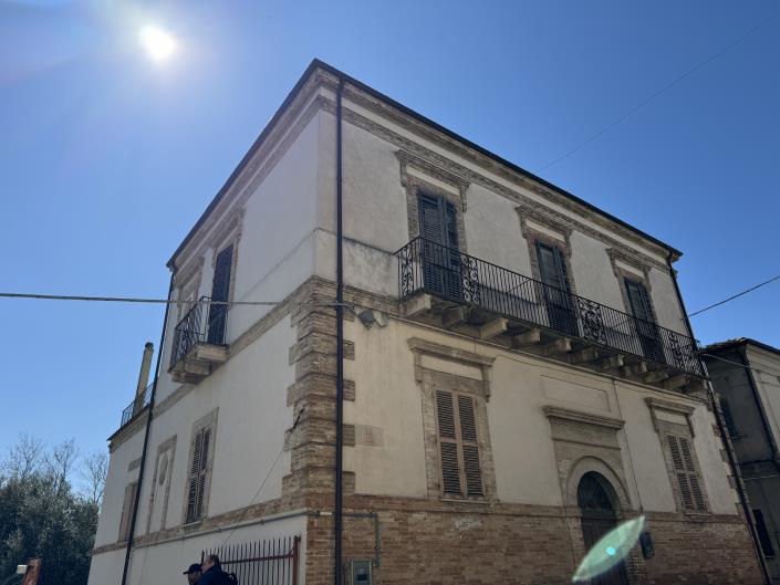 Image No.57-Villa for sale