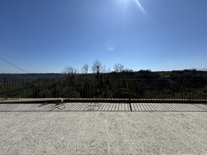 Image No.30-Villa for sale