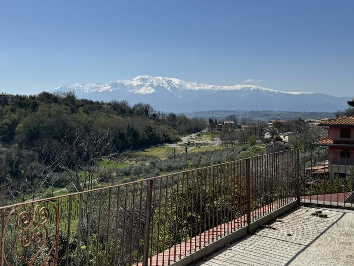 Image No.32-Villa for sale