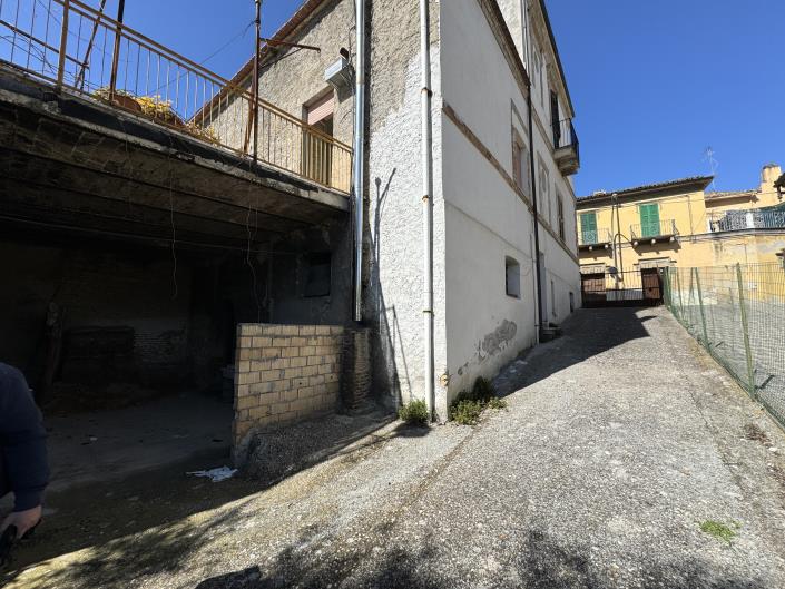 Image No.52-Villa for sale