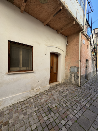 Image No.41-2 Bed Townhouse for sale