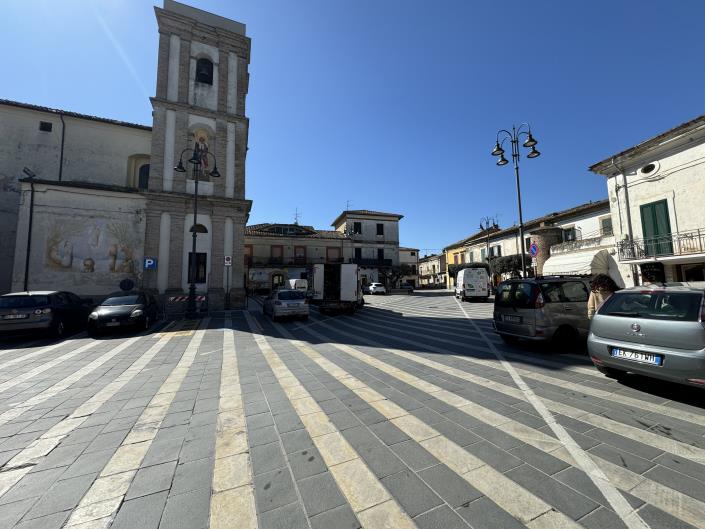 Image No.48-2 Bed Townhouse for sale