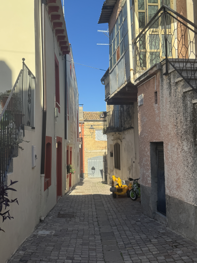 Image No.43-2 Bed Townhouse for sale