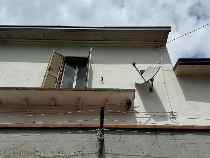 Image No.20-4 Bed Country Property for sale