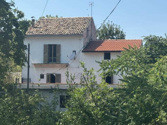 Image No.59-4 Bed Country Property for sale