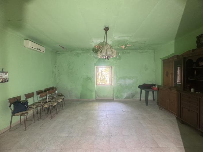 Image No.33-Propriété de pays de 4 chambres à vendre à Tornareccio