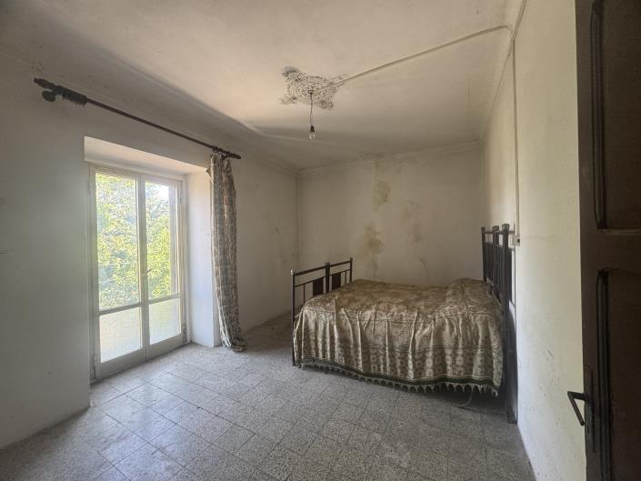 Image No.34-Propriété de pays de 4 chambres à vendre à Tornareccio