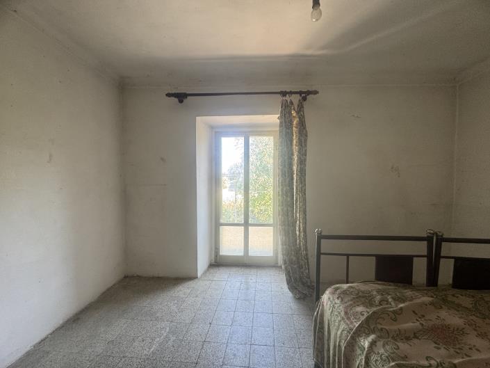 Image No.35-Propriété de pays de 4 chambres à vendre à Tornareccio