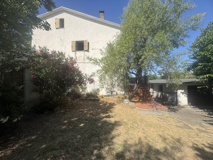 Image No.3-Propriété de pays de 4 chambres à vendre à Tornareccio
