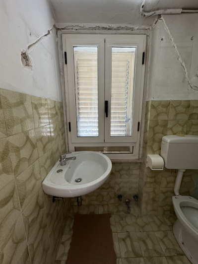 Image No.14-3 Bed Townhouse for sale