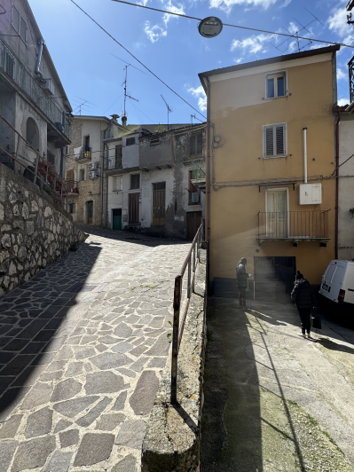 Image No.36-3 Bed Townhouse for sale