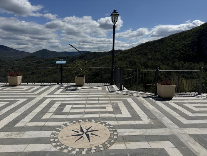 Image No.41-2 Bed Townhouse for sale