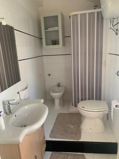 Image No.10-2 Bed Townhouse for sale