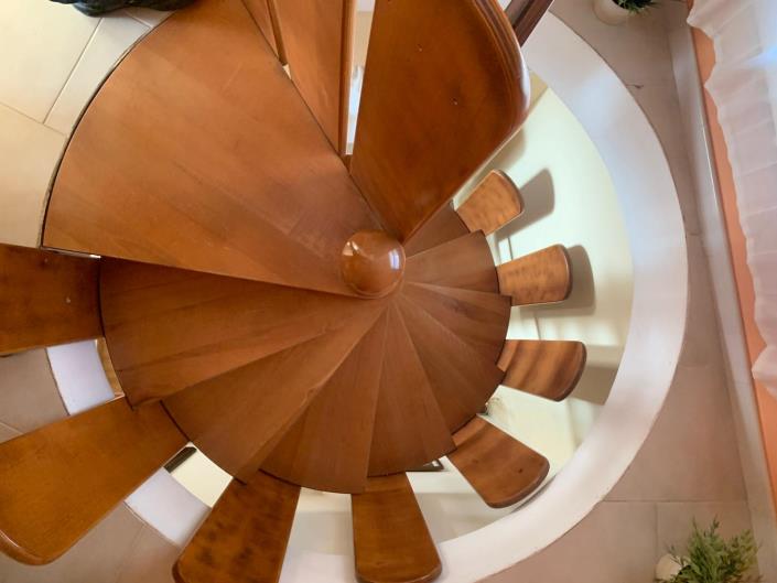 Image No.11-2 Bed Townhouse for sale