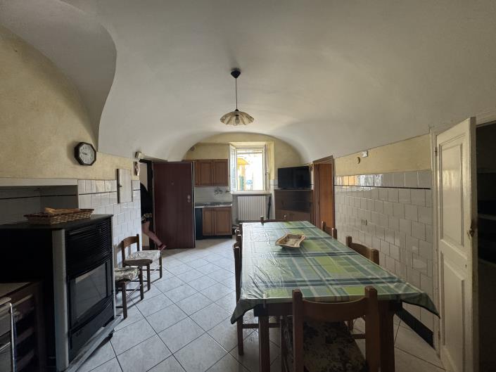 Image No.17-2 Bed Apartment for sale