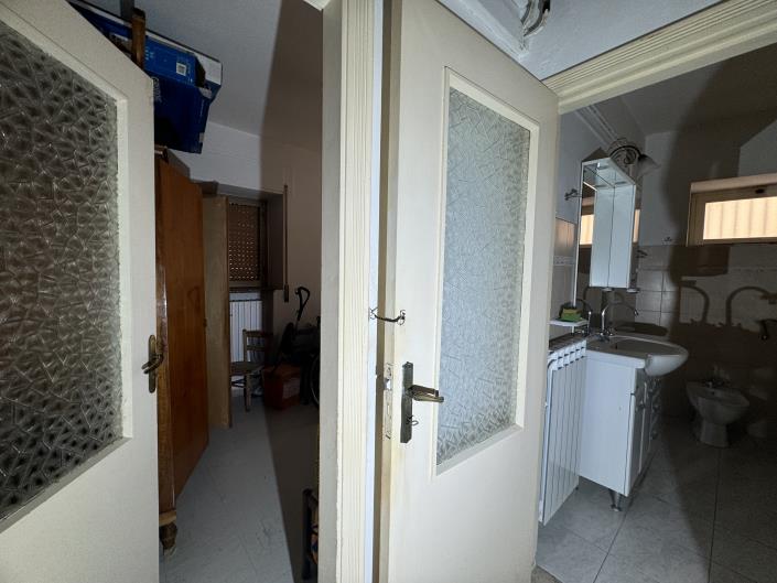 Image No.30-2 Bed Apartment for sale