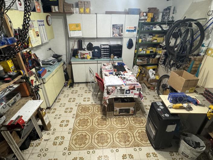 Image No.32-5 Bed Townhouse for sale