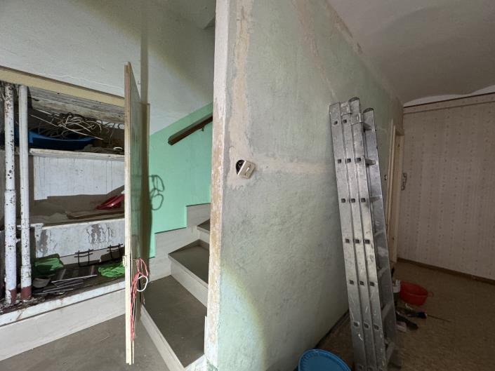 Image No.14-5 Bed Townhouse for sale