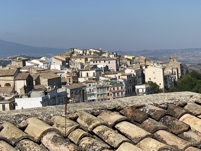 Image No.38-5 Bed Townhouse for sale