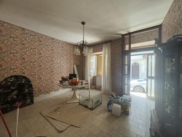 Image No.26-5 Bed Townhouse for sale