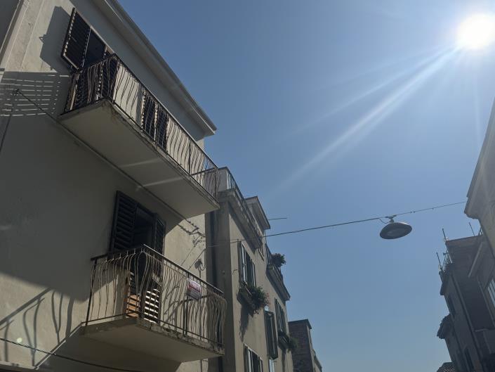 Image No.50-5 Bed Townhouse for sale