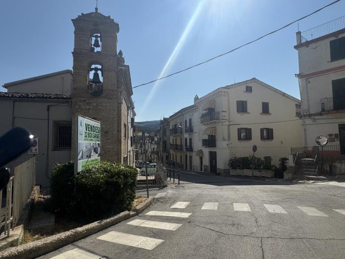 Image No.60-5 Bed Townhouse for sale