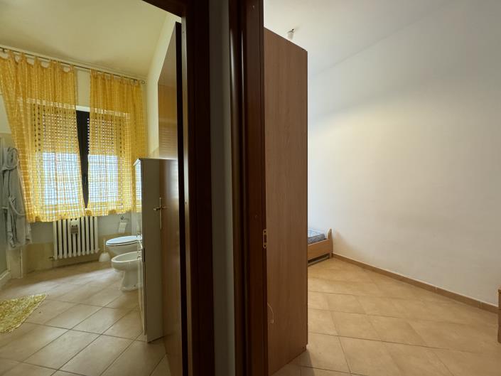 Image No.24-2 Bed Apartment for sale