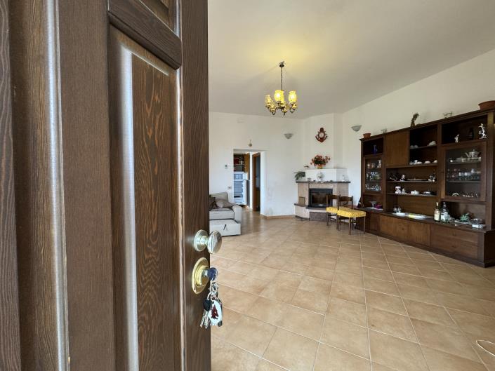 Image No.33-2 Bed Apartment for sale