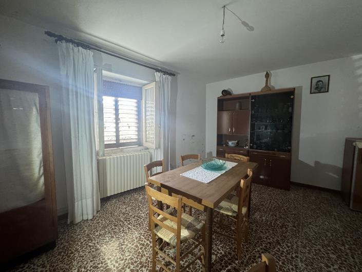 Image No.9-5 Bed Country House for sale