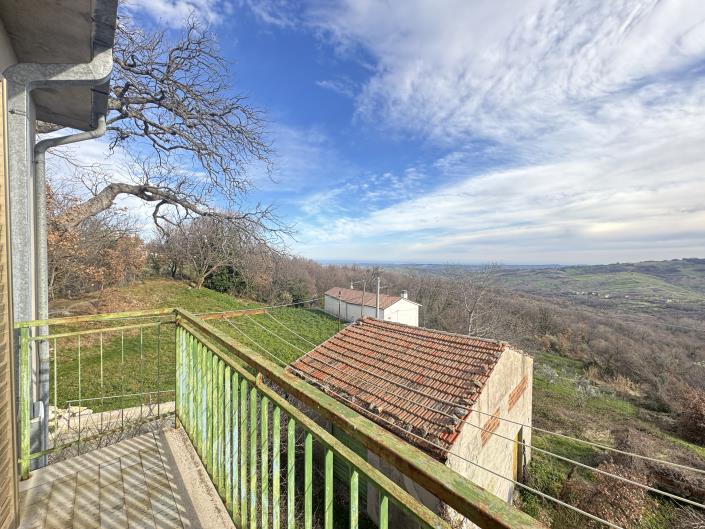 Image No.25-5 Bed Country House for sale