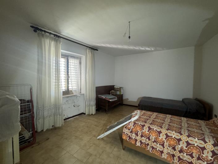 Image No.28-5 Bed Country House for sale