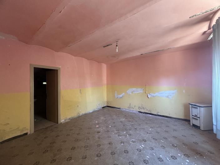 Image No.9-Farmhouse for sale