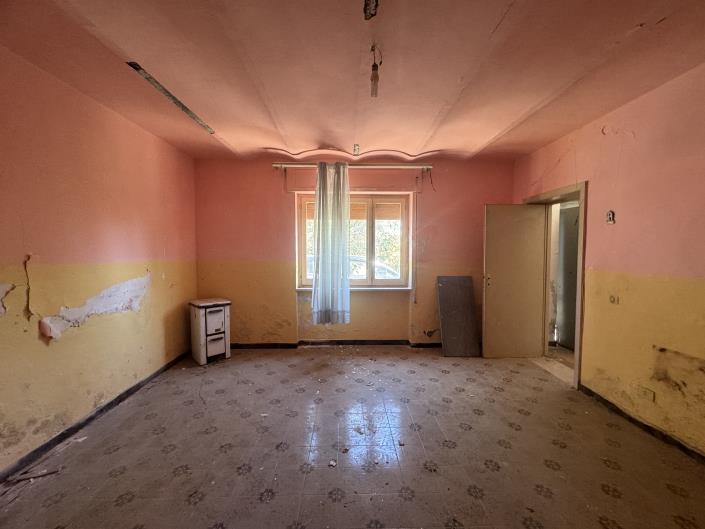 Image No.10-Farmhouse for sale