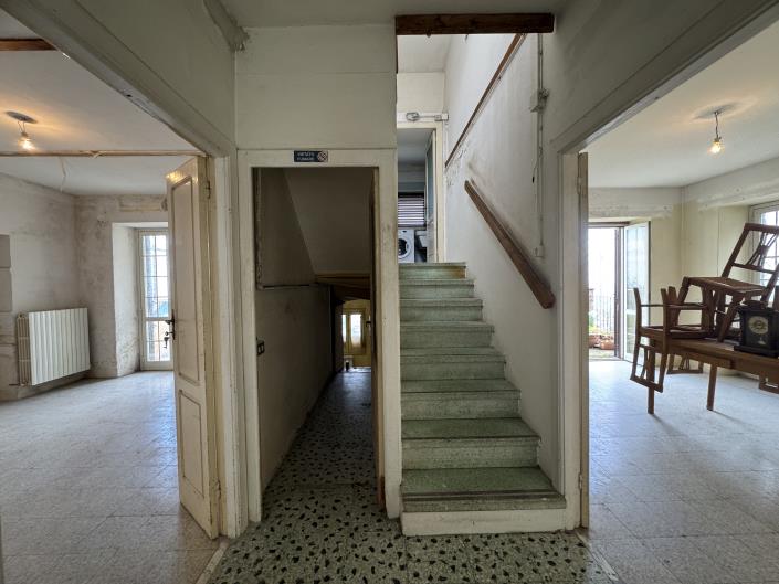 Image No.44-3 Bed Villa / Detached for sale