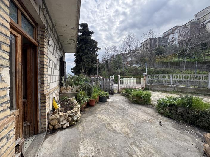 Image No.3-3 Bed Villa / Detached for sale