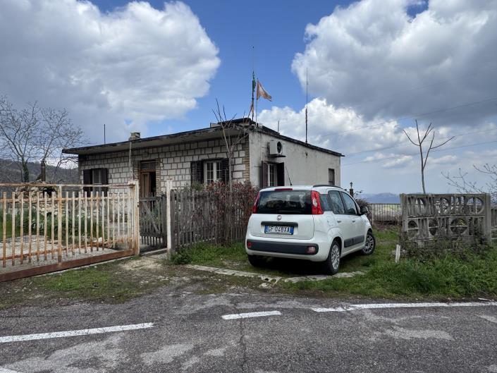 Image No.59-3 Bed Villa / Detached for sale