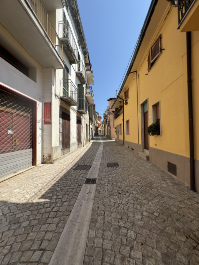 Image No.43-2 Bed Townhouse for sale