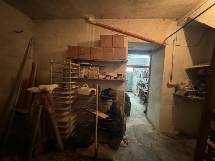 Image No.41-2 Bed Townhouse for sale